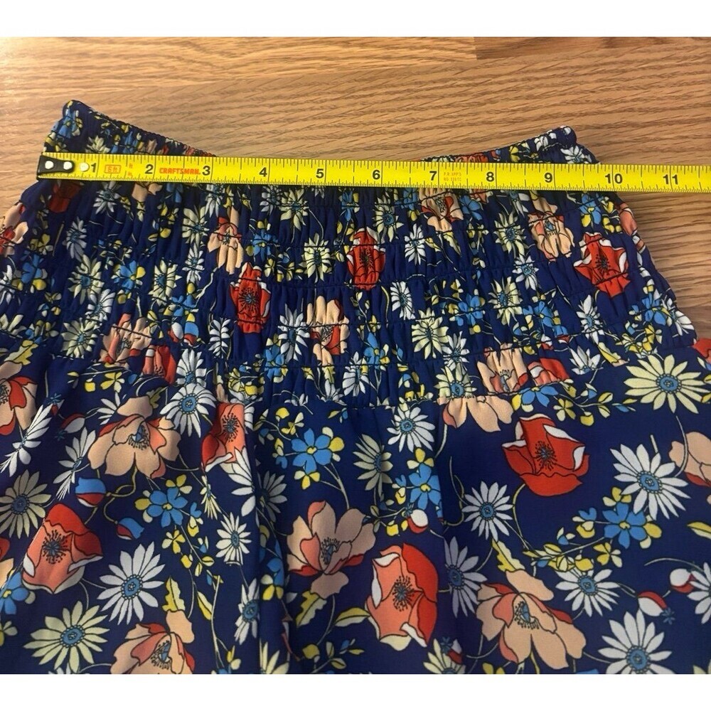 Sienna Sky Floral High Waisted Shorts Size XS - Picture 4 of 6